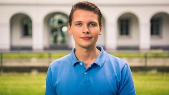 九游游戏中心下载-CBA主帅战术理念分享会吸引教练员广泛参与，cba主教练是谁