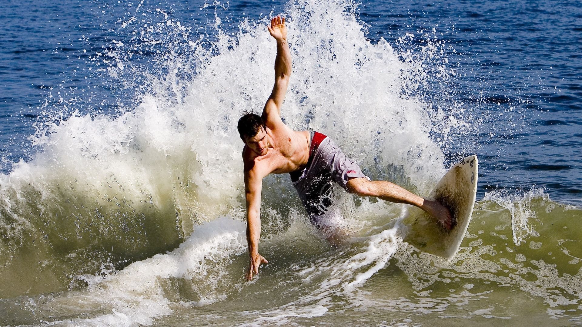 9游电竞站-格林伍德的防守反击与高效的场上决策，成为袋鼠队致胜法宝，格林伍德球员